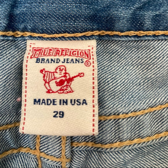 True Religion Taylor Cut Off Denim Shorts - Picture 3 of 4